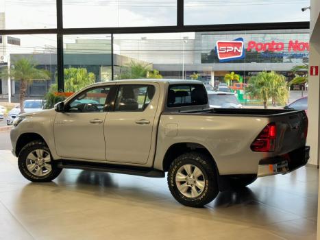 TOYOTA Hilux Caminhonete 2.8 16V SRV 4X4 DIESEL CABINE DUPLA AUTOMTICO, Foto 5