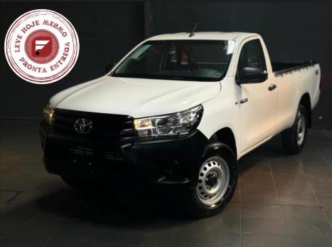 TOYOTA Hilux Caminhonete 2.8 4X4 DIESEL CABINE SIMPLES, Foto 1