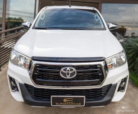 TOYOTA Hilux Caminhonete 2.8 16V SRV 4X4 DIESEL CABINE DUPLA AUTOMTICO, Foto 1