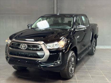 TOYOTA Hilux Caminhonete 2.8 16V 4P SR 4X4 DIESEL CABINE DUPLA AUTOMTICO, Foto 3