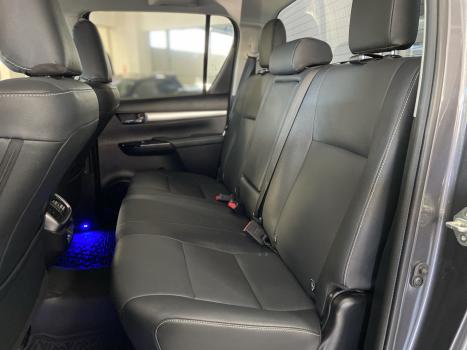 TOYOTA Hilux Caminhonete 2.8 16V SRX PLUS 4X4 TURBO DIESEL CABINE DUPLA AUTOMTICO, Foto 11