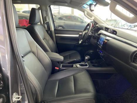 TOYOTA Hilux Caminhonete 2.8 16V SRX PLUS 4X4 TURBO DIESEL CABINE DUPLA AUTOMTICO, Foto 13