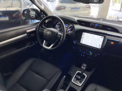 TOYOTA Hilux Caminhonete 2.8 16V SRX PLUS 4X4 TURBO DIESEL CABINE DUPLA AUTOMTICO, Foto 17