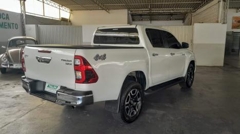 TOYOTA Hilux Caminhonete 2.8 16V SRX 4X4 TURBO DIESEL CABINE DUPLA AUTOMTICO, Foto 10