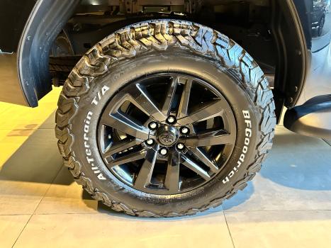 TOYOTA Hilux Caminhonete 2.7 16V 4P SRV FLEX 4X4  CABINE DUPLA AUTOMTICO, Foto 10