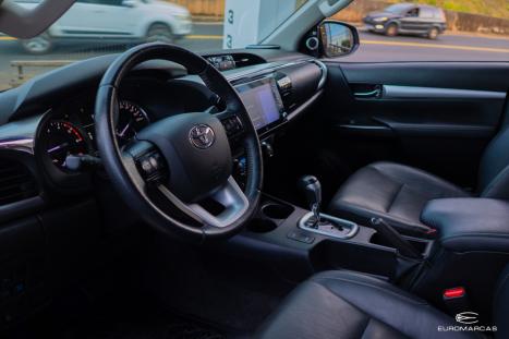 TOYOTA Hilux Caminhonete 2.8 16V 4P SRX DIESEL CABINE DUPLA, Foto 8