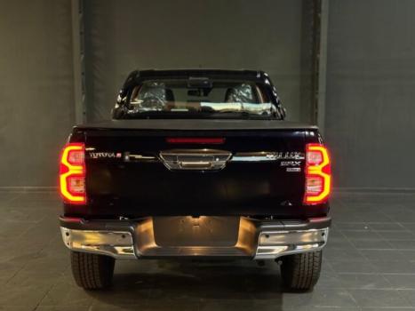 TOYOTA Hilux Caminhonete 2.8 16V SRX PLUS 4X4 TURBO DIESEL CABINE DUPLA AUTOMTICO, Foto 9