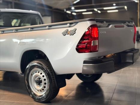 TOYOTA Hilux Caminhonete 2.8 4X4 DIESEL CABINE SIMPLES, Foto 13