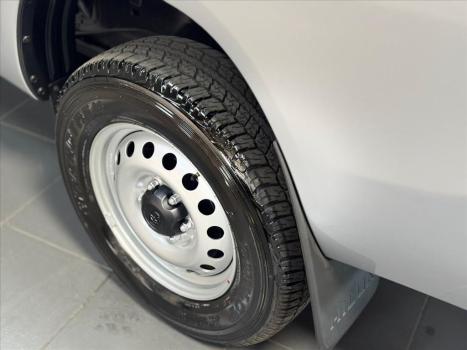 TOYOTA Hilux Caminhonete 2.8 4X4 DIESEL CABINE SIMPLES, Foto 17