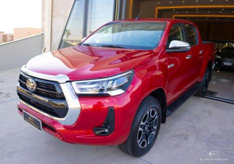 TOYOTA Hilux Caminhonete 2.8 16V SRX 4X4 TURBO DIESEL CABINE DUPLA AUTOMTICO, Foto 3