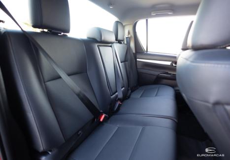 TOYOTA Hilux Caminhonete 2.8 16V SRX 4X4 TURBO DIESEL CABINE DUPLA AUTOMTICO, Foto 10