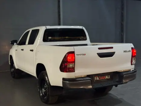 TOYOTA Hilux Caminhonete 2.8 16V 4P POWER PACK TURBO DIESEL 4X4 CABINE DUPLA, Foto 7