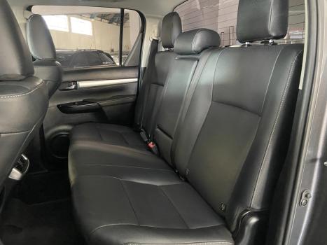 TOYOTA Hilux Caminhonete 2.8 16V SRX 4X4 TURBO DIESEL CABINE DUPLA AUTOMTICO, Foto 11