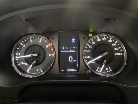 TOYOTA Hilux Caminhonete 2.8 16V SRX 4X4 TURBO DIESEL CABINE DUPLA AUTOMTICO, Foto 16