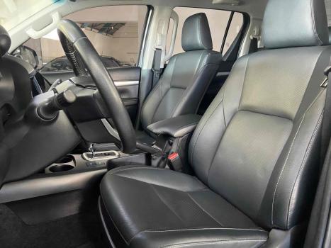 TOYOTA Hilux Caminhonete 2.8 16V SRX 4X4 TURBO DIESEL CABINE DUPLA AUTOMTICO, Foto 9