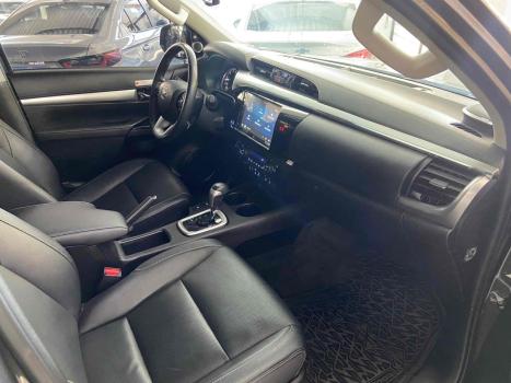 TOYOTA Hilux Caminhonete 2.8 16V SRX 4X4 TURBO DIESEL CABINE DUPLA AUTOMTICO, Foto 13