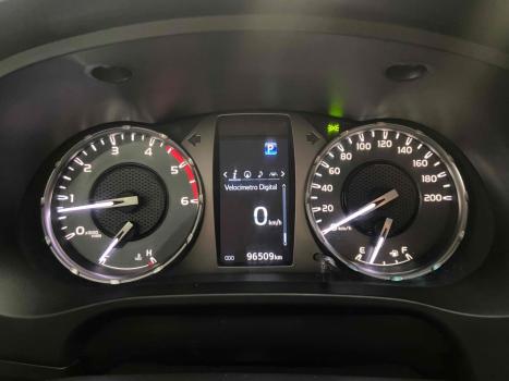 TOYOTA Hilux Caminhonete 2.8 16V SRX 4X4 TURBO DIESEL CABINE DUPLA AUTOMTICO, Foto 16