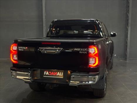 TOYOTA Hilux Caminhonete 2.8 16V SRX 4X4 DIESEL CABINE DUPLA AUTOMTICO, Foto 8
