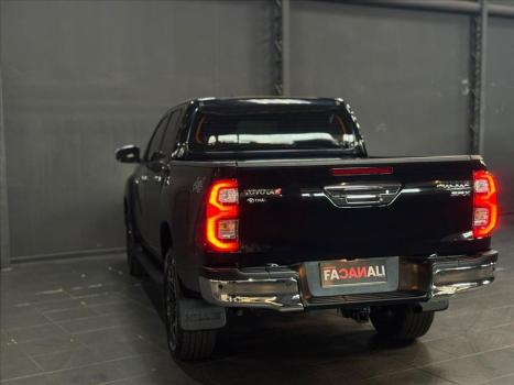 TOYOTA Hilux Caminhonete 2.8 16V SRX 4X4 DIESEL CABINE DUPLA AUTOMTICO, Foto 9