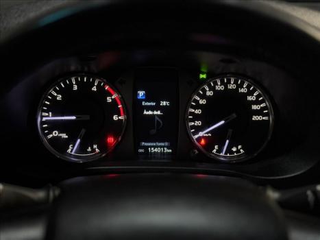 TOYOTA Hilux Caminhonete 2.8 16V SRX 4X4 DIESEL CABINE DUPLA AUTOMTICO, Foto 11