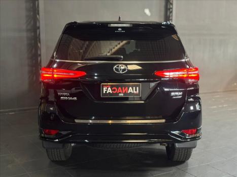 TOYOTA Hilux SW4 2.8 16V 4P SRX PLATINUM 4X4 TURBO DIESEL AUTOMTICO, Foto 8