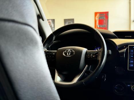 TOYOTA Hilux SW4 3.0 16V 4P SRV 4X4 TURBO DIESEL AUTOMTICO, Foto 11