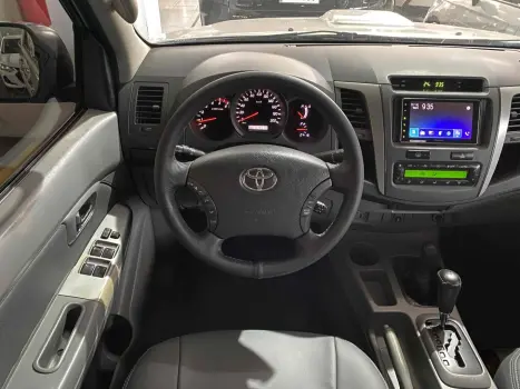 TOYOTA Hilux SW4 3.0 16V 4P SRV 4X4 TURBO DIESEL AUTOMTICO, Foto 11