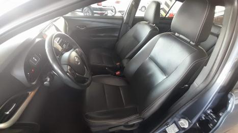 TOYOTA Yaris Hatch 1.5 16V 4P FLEX XLS MULTIDRIVE AUTOMTICO CVT, Foto 4