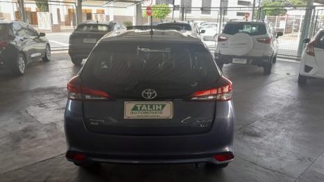 TOYOTA Yaris Hatch 1.5 16V 4P FLEX XLS MULTIDRIVE AUTOMTICO CVT, Foto 9