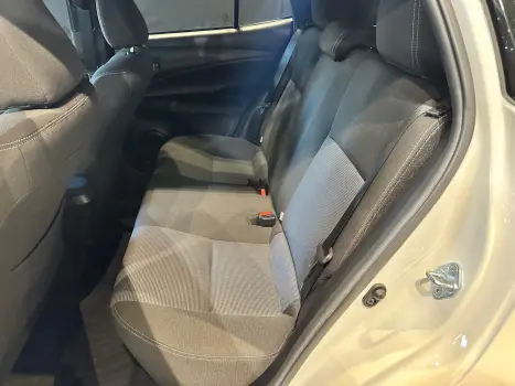 TOYOTA Yaris Hatch 1.5 16V 4P FLEX XL MULTIDRIVE AUTOMTICO CVT, Foto 4