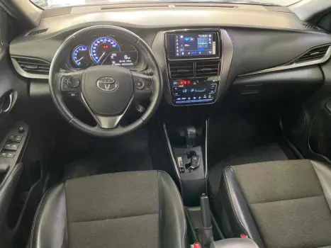 TOYOTA Yaris Hatch 1.5 16V 4P FLEX XS MULTIDRIVE AUTOMTICO CVT, Foto 13
