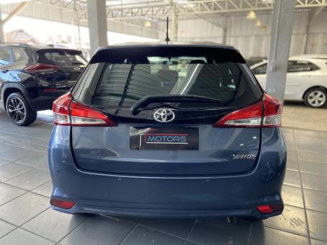 TOYOTA Yaris Sedan 1.3 16V 4P FLEX XL MULTIDRIVE LIVE AUTOMTICO CVT, Foto 5