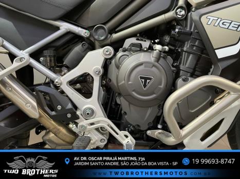 TRIUMPH Tiger 1200 Rally Explorer, Foto 3