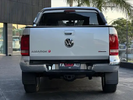 VOLKSWAGEN Amarok 3.0 V6 CABINE DUPLA HIGHLINE 4X4 TURBO INTERCOOLER AUTOMTICO, Foto 5