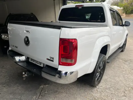 VOLKSWAGEN Amarok 3.0 V6 CABINE DUPLA HIGHLINE 4X4 TURBO INTERCOOLER AUTOMTICO, Foto 4