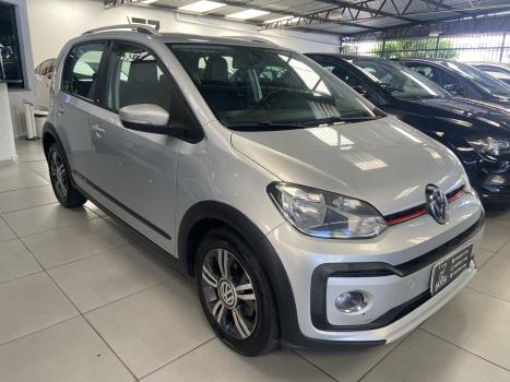 VOLKSWAGEN Cross UP 1.0 12V 4P TSI FLEX, Foto 3