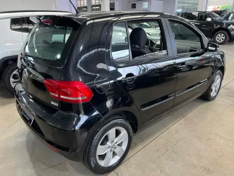 VOLKSWAGEN Fox 1.6 4P, Foto 4