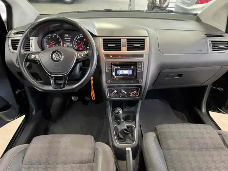 VOLKSWAGEN Fox 1.6 4P, Foto 9
