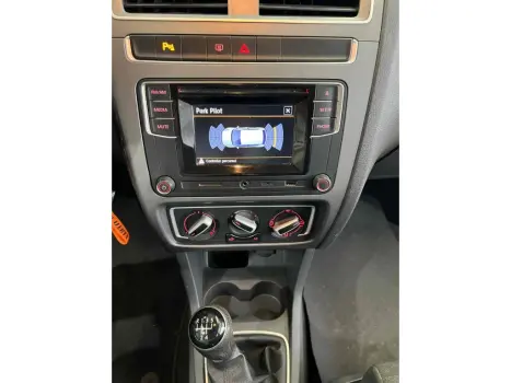 VOLKSWAGEN Fox 1.6 4P, Foto 10