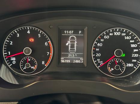 VOLKSWAGEN Jetta 2.0 4P TSI HIGHLINE 211 CV AUTOMTICO, Foto 5