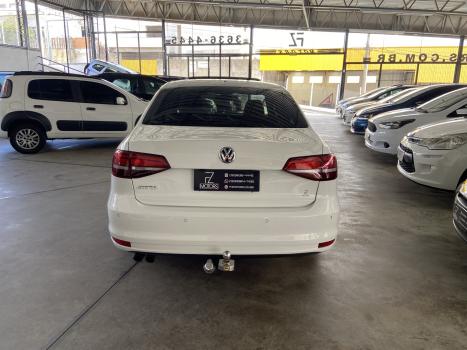 VOLKSWAGEN Jetta , Foto 4