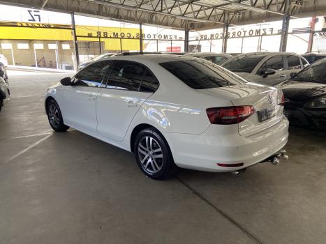 VOLKSWAGEN Jetta , Foto 6