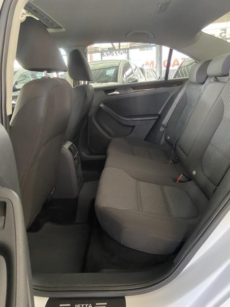 VOLKSWAGEN Jetta , Foto 9
