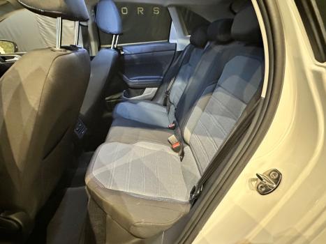 VOLKSWAGEN Nivus 1.0 4P FLEX 200 TSI COMFORTLINE TURBO AUTOMTICO, Foto 4