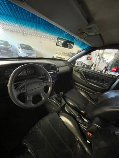 VOLKSWAGEN Passat 2.0 4P GL, Foto 6