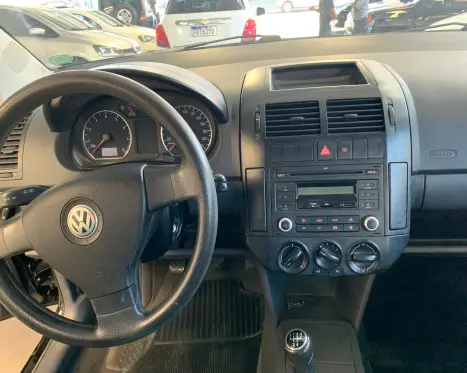 VOLKSWAGEN Polo Sedan 1.6 4P, Foto 9