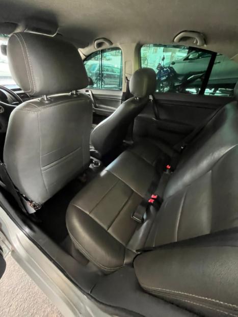 VOLKSWAGEN Polo Sedan 1.6 4P FLEX, Foto 8