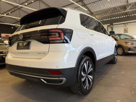 VOLKSWAGEN T-Cross 1.4 4P 250 TSI FLEX HIGHLINE AUTOMTICO, Foto 10