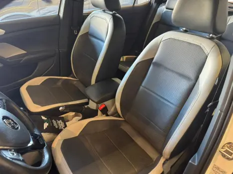 VOLKSWAGEN T-Cross 1.4 4P 250 TSI FLEX HIGHLINE AUTOMTICO, Foto 13
