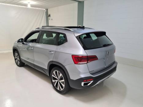 VOLKSWAGEN Taos 1.4 16V 4P FLEX 250 TSI HIGHLINE AUTOMTICO, Foto 4